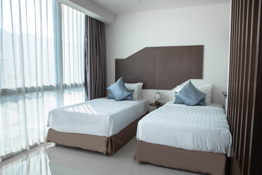 42C-Family suite-25