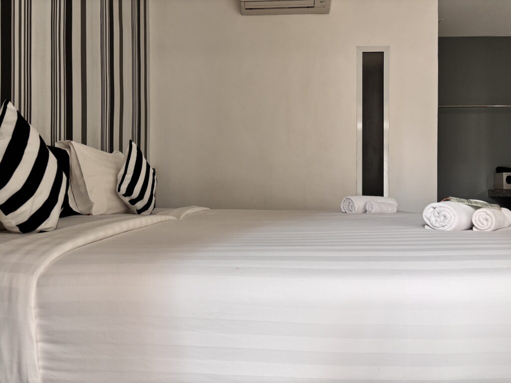 thefong-Sup-twin-Room