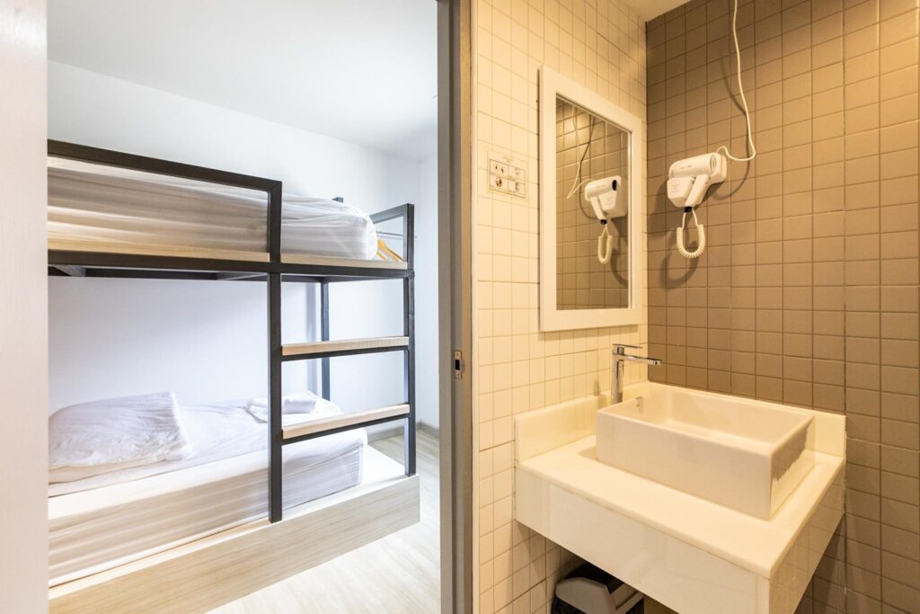 Baan-Kun-Mhor-Private Room Bunk Bed-Bathroom