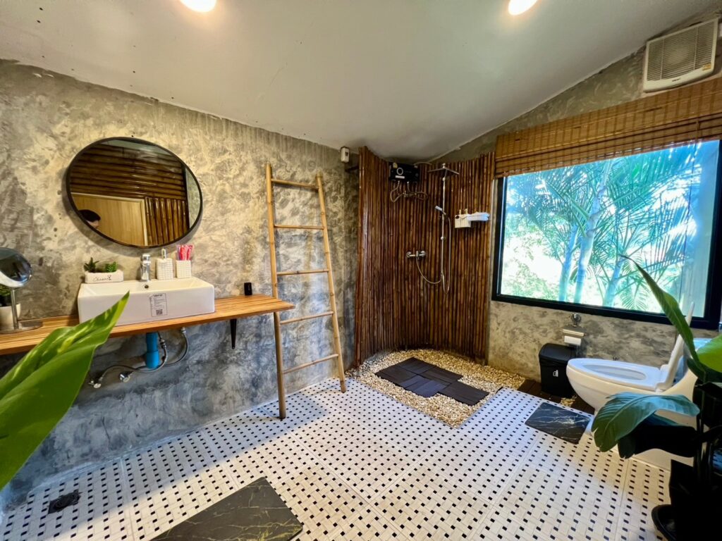 Bella-Luna-villa_Bella 1 Bamboo mountain-Bathroom-04.webp