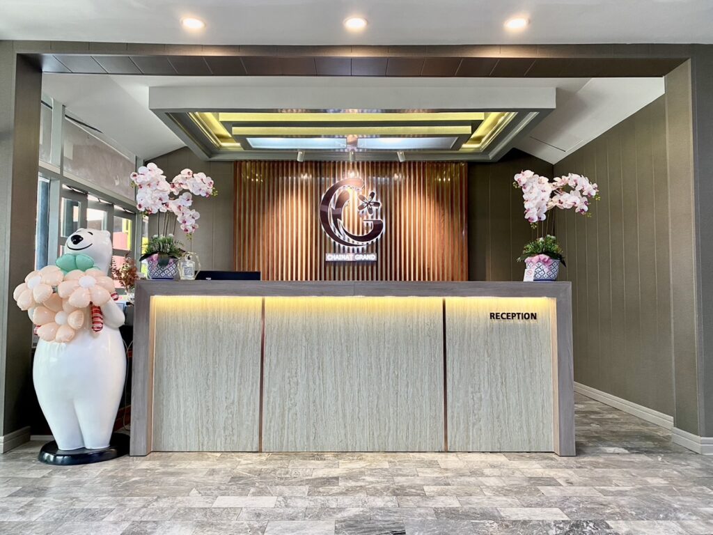 Chainat-Grand-Interior-03