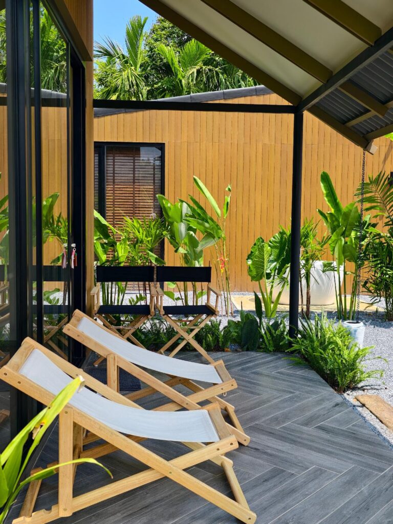 Waveandvibes-kohchang-Villa-Bathroom-01.Webp