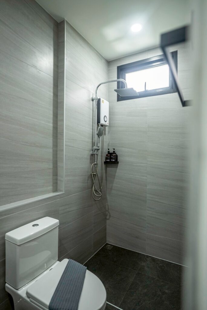 Home-Koh-Kood-Deluxe-Room-Bathroom-3