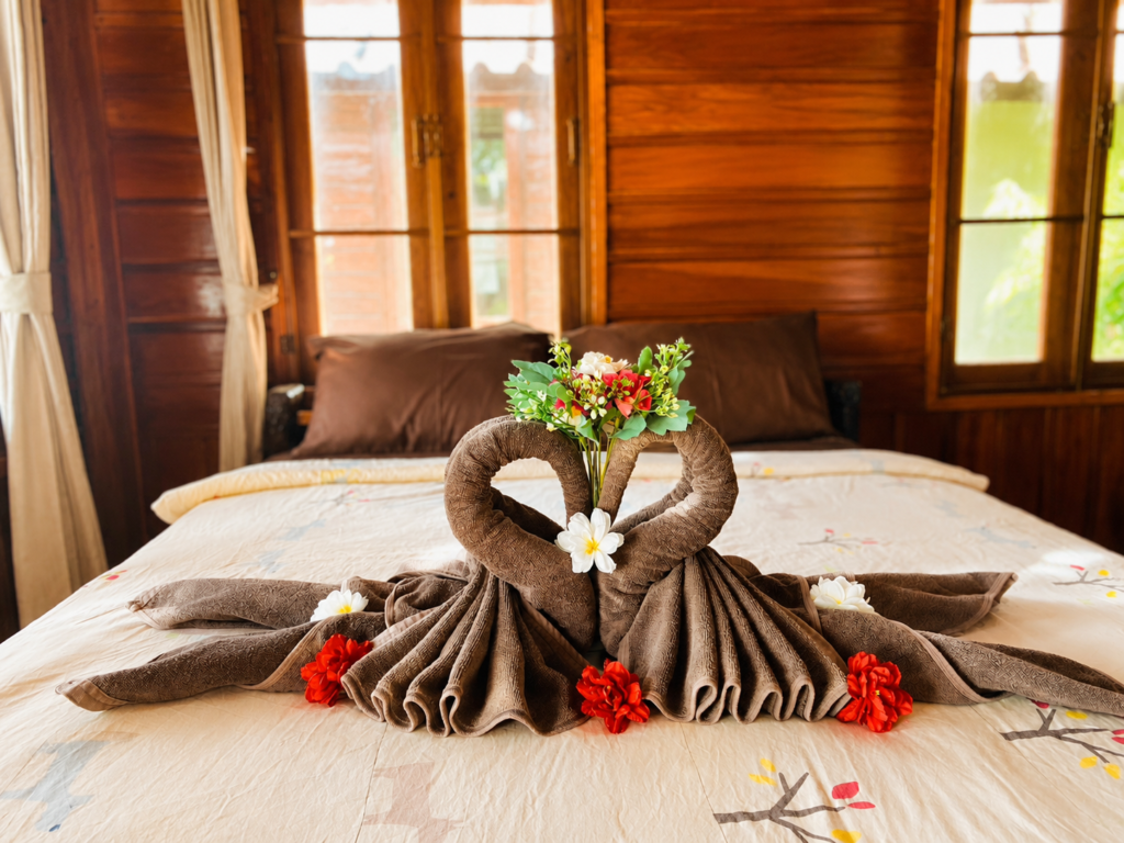 I-Lay-Deluxe Wooden Sea View 02