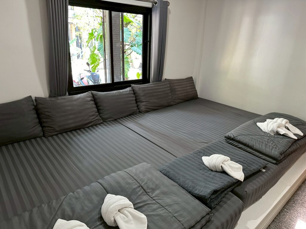 Natthapon_Two-Bedroom-Villa