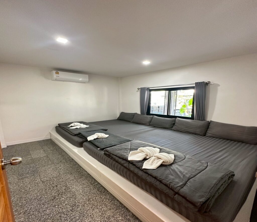 Natthapon_Two-Bedroom-Villa