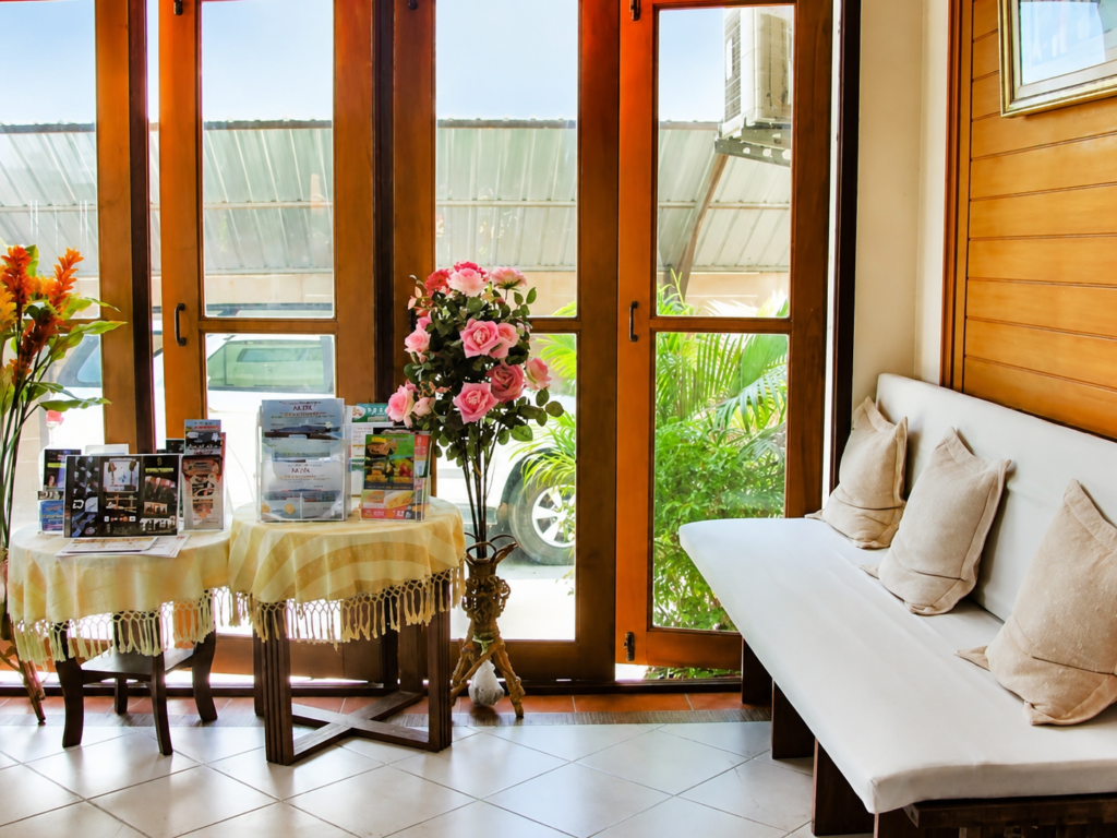 Na-ra-wan-Hua-Hin-Lobby-02