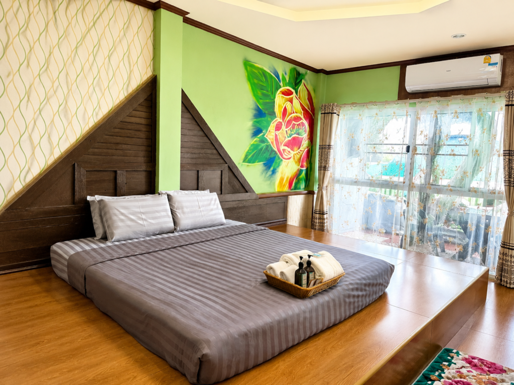 Su-Wan-Na-Deluxeroom-Pool-View-01