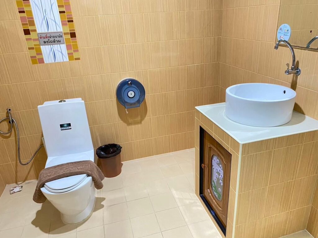 Su-Wan-Na-Superior-GradenView-BathRoom01