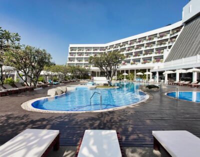 The Cha-Am Methavalai Hotel