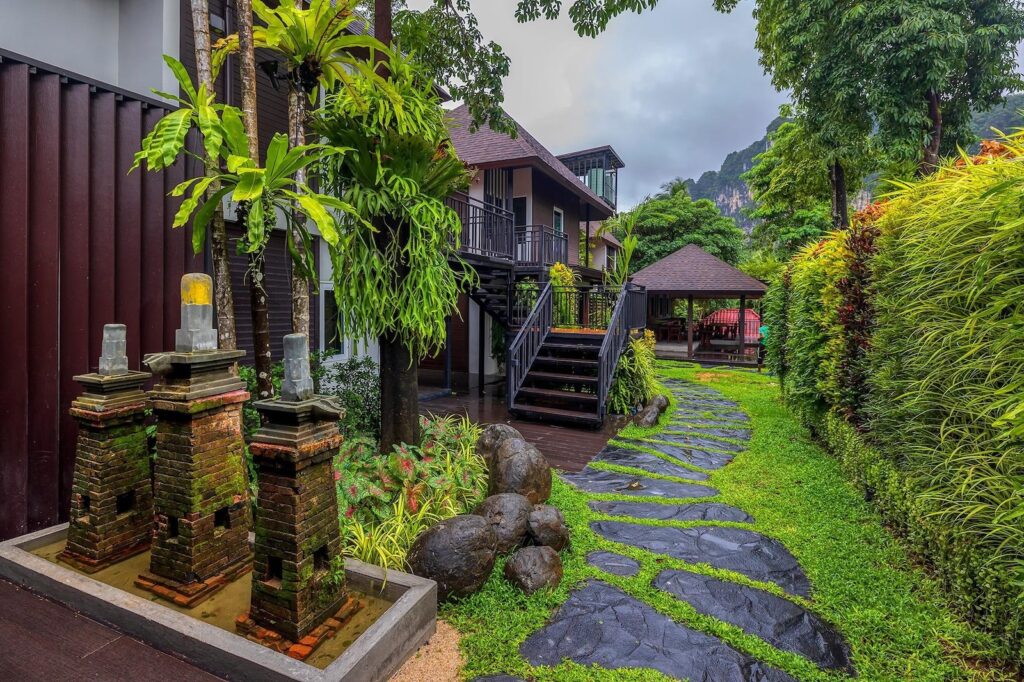 The-Cliff-Aonang-Property-View02
