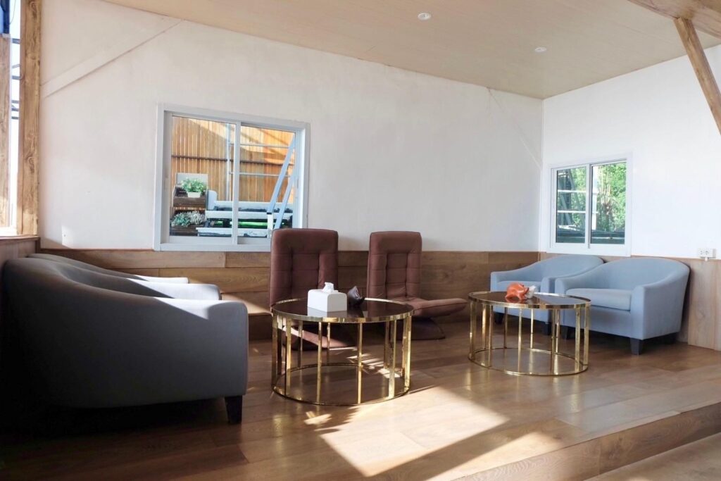The-Resort-Angel-Hill-Interior-01
