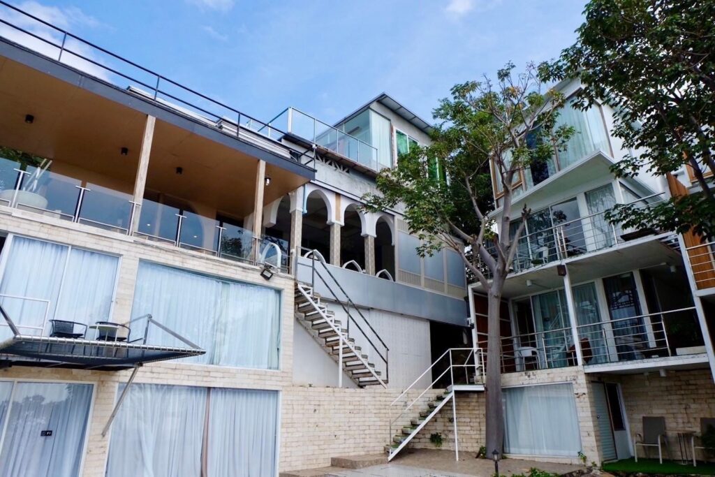 The-Resort-Angel-Hill-Property-01