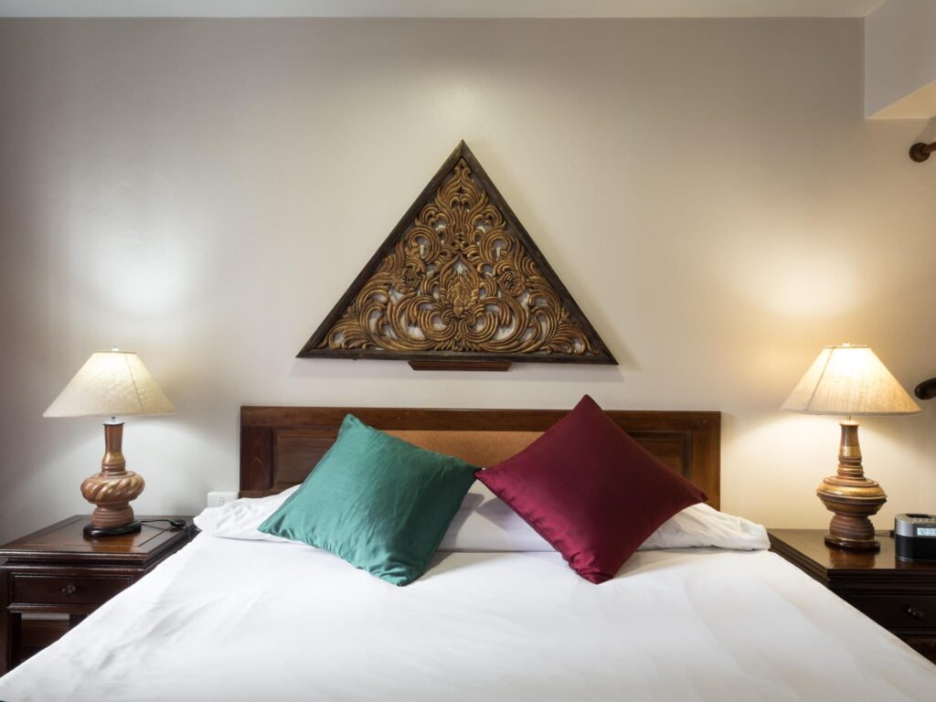 The-siam-Bedroom-02
