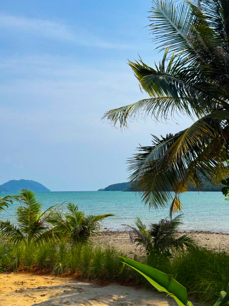 Villa-sea-view-wave-andvibes-kohchang-1