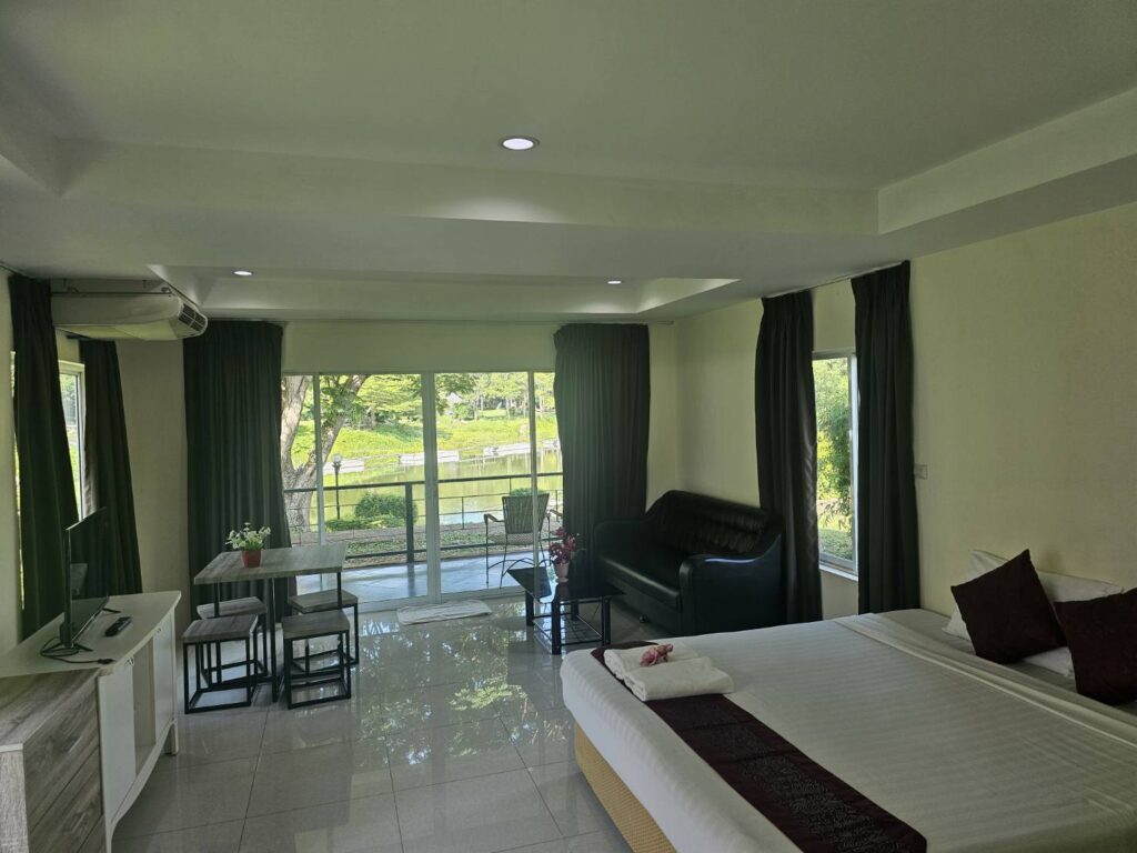 kaeng-krachan-diamond-family-room-02