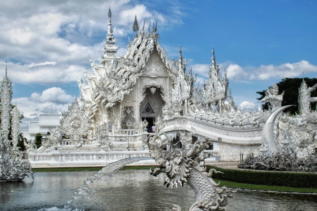 Wat Rong Khun 