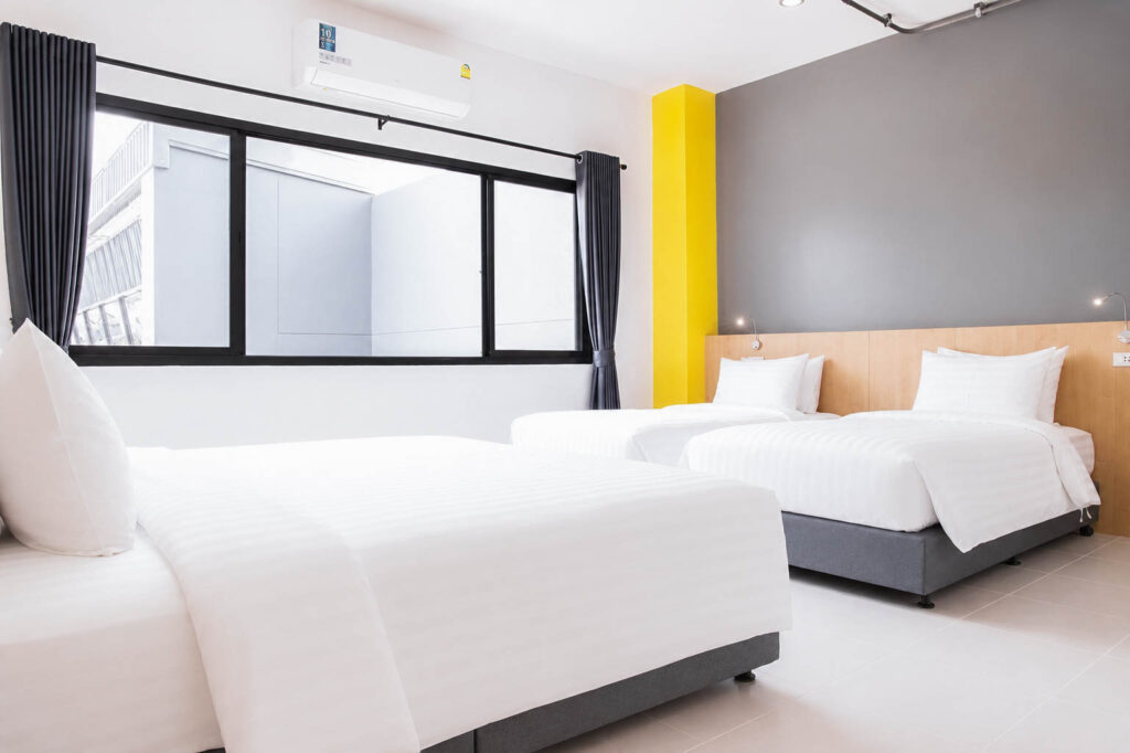 Sharing Double Twin Room 8