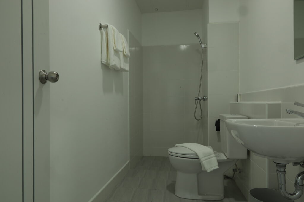 Standard Tripple Room 10