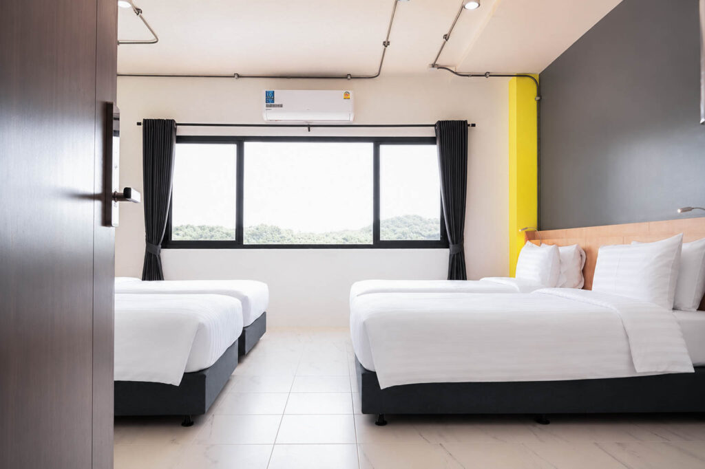 Twin room 7